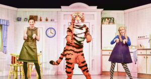 the tiger, the kid and the dad dancing image